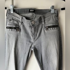 Hudson mid-rise skinny jeans, grey with zipper pockets size 26